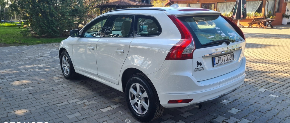 Volvo XC 60 cena 75900 przebieg: 226000, rok produkcji 2016 z Puławy małe 67